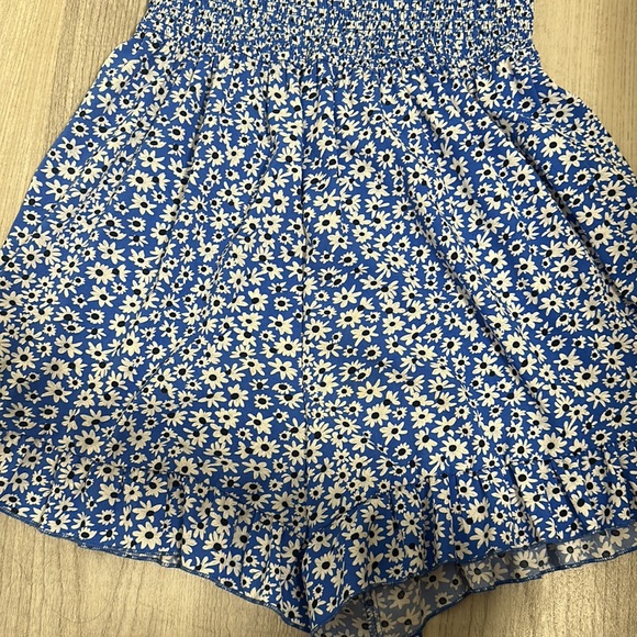 Amazon Blue Flower Romper - Picture 3 of 3